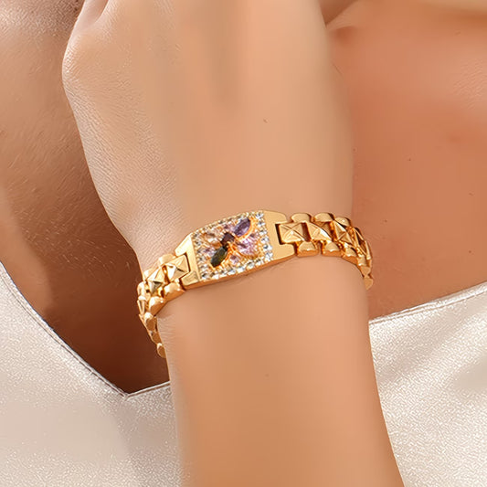 Niche Design Zirconia Flower Bangle.