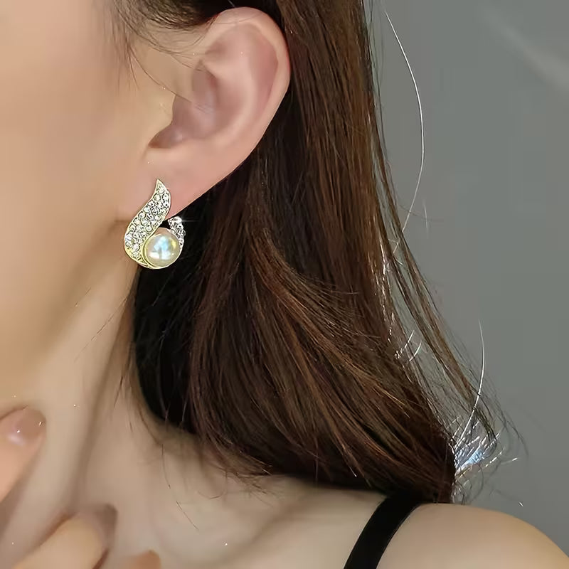 Pair French-Style Elegant Minimalist Large Statement Earrings.