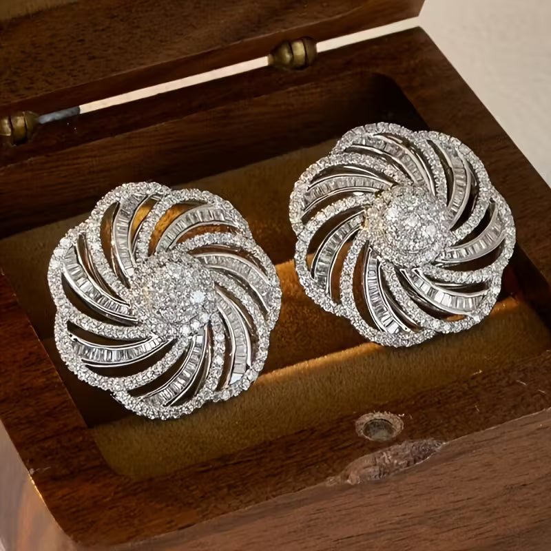 Pair of Exquisite and Luxurious Fashion Stud Earrings.