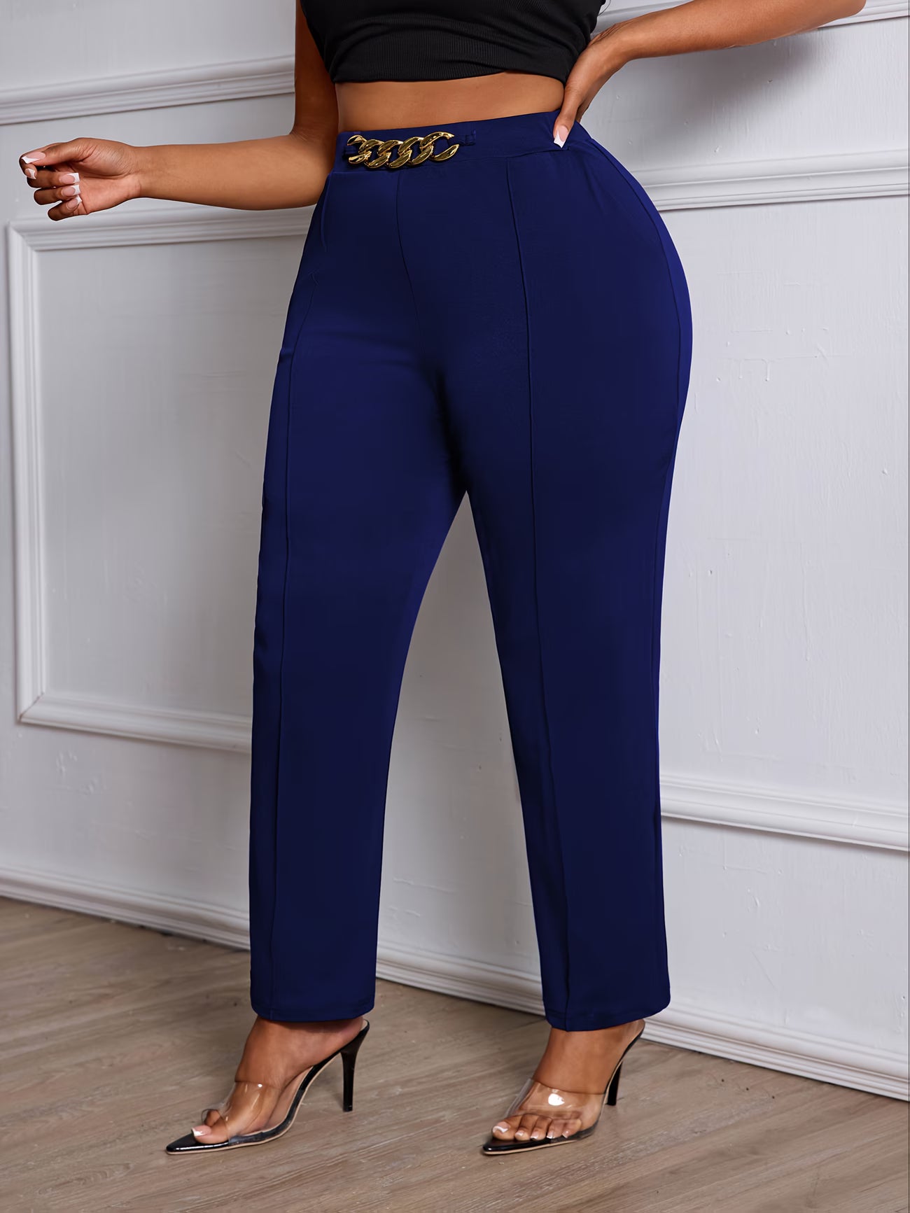 Plus Size Elegant Straight-Leg Trouser.