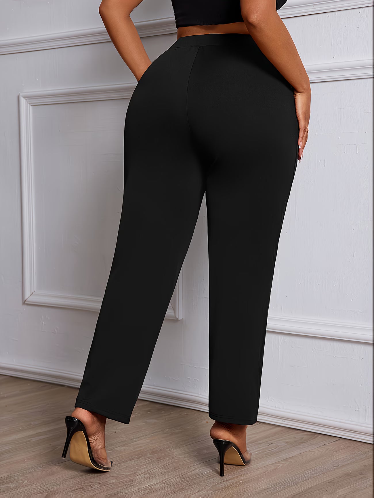 Plus Size Elegant Straight-Leg Trouser.