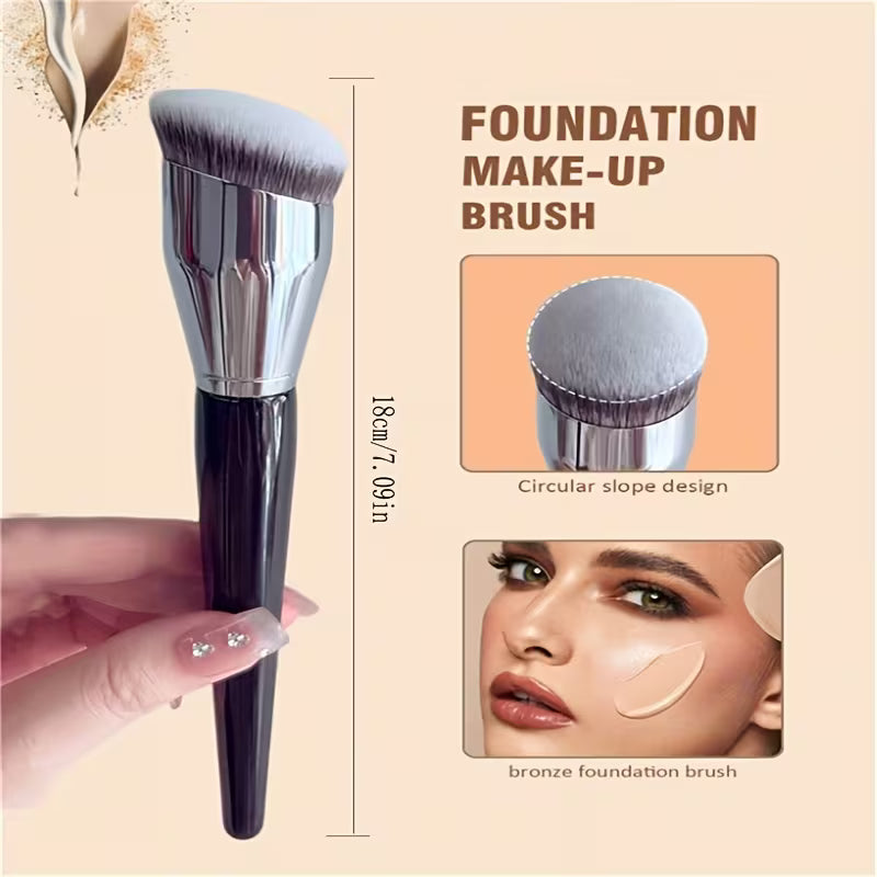 Professional Foundation Brush Suitable for Skin Types.