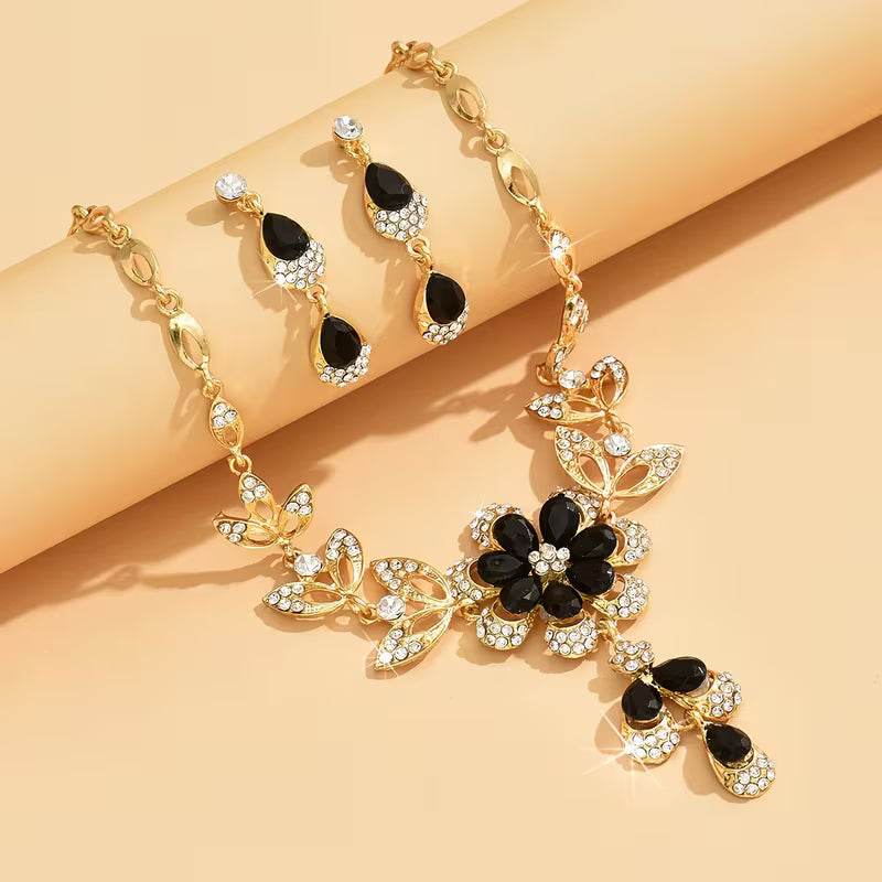 Retro Glamour Jewelry Set.