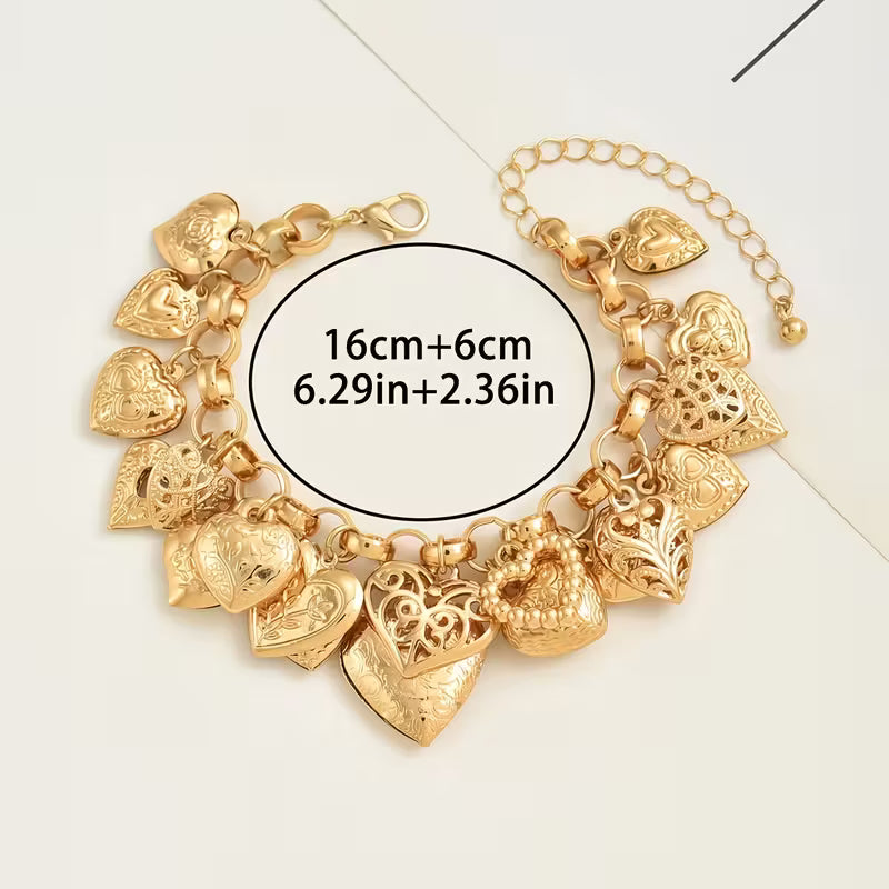 Retro Hollow Love Shape Bracelet.