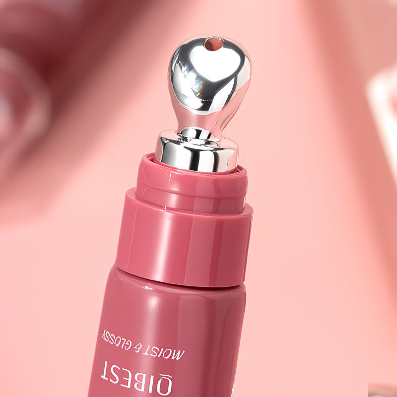 Rose-Tinted Plumping And Moisturizing Lip Essence.