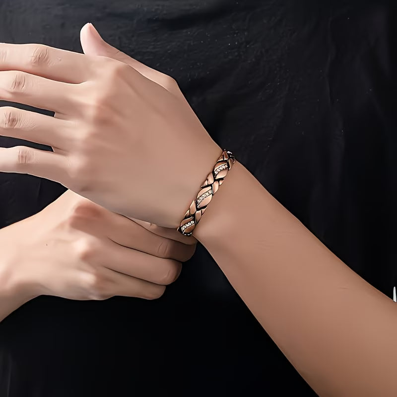 Set of 2 Copper Magnetic Therapy Bracelets.