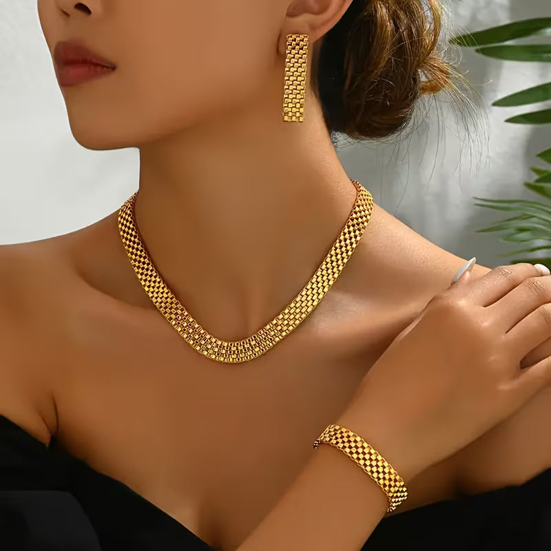 Simple Urban Fashion Necklace, Earrings & Bracelet Set.
