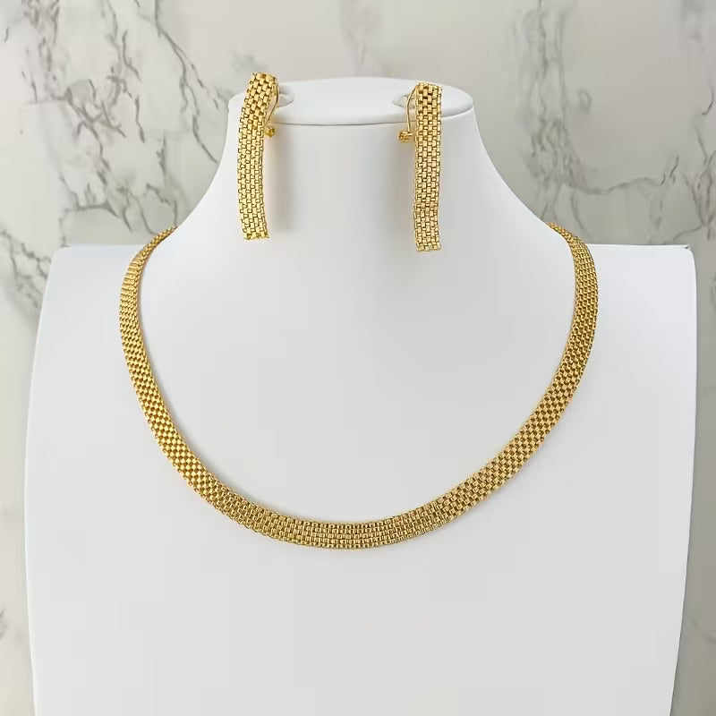 Simple Urban Fashion Necklace, Earrings & Bracelet Set.