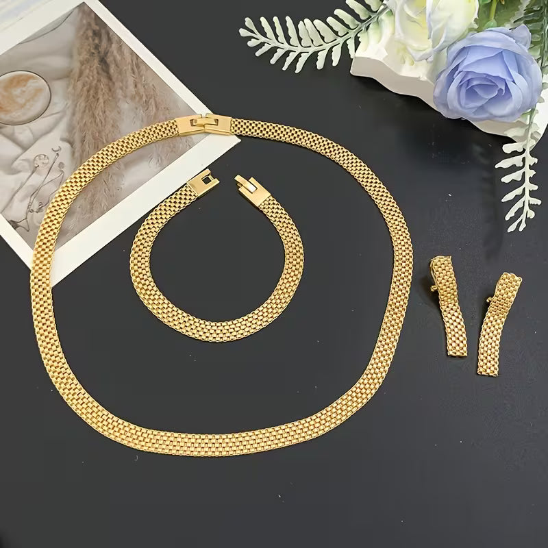 Simple Urban Fashion Necklace, Earrings & Bracelet Set.