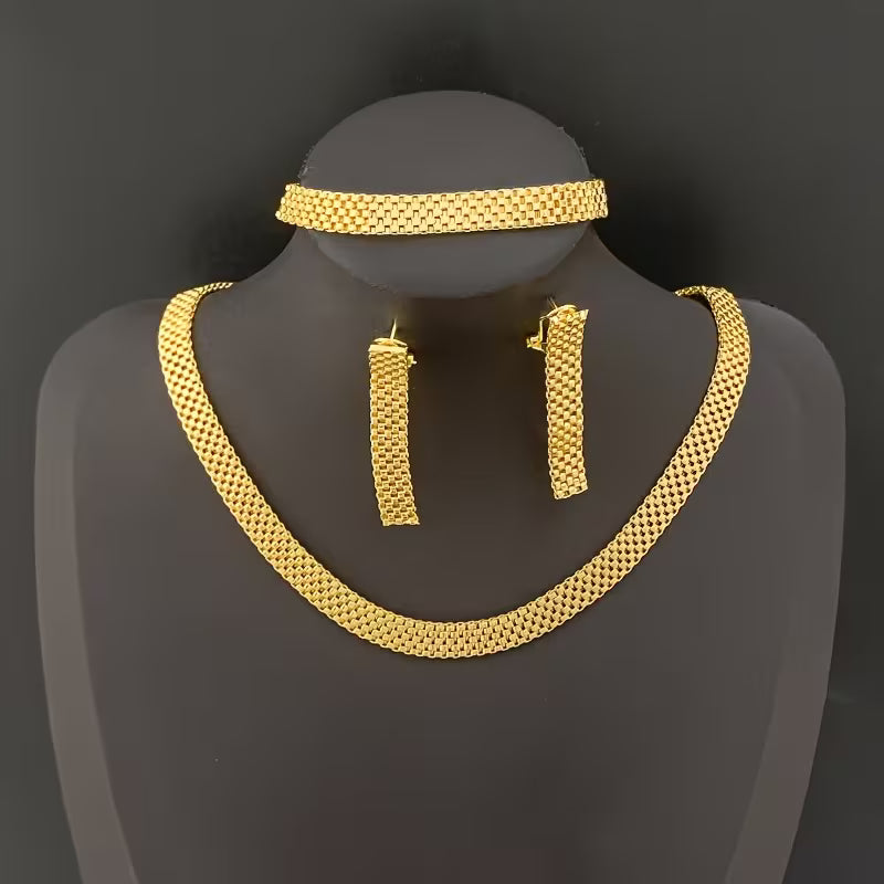 Simple Urban Fashion Necklace, Earrings & Bracelet Set.