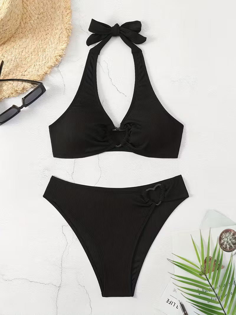 Sleek Solid-Color Two-Piece Bikini Set.