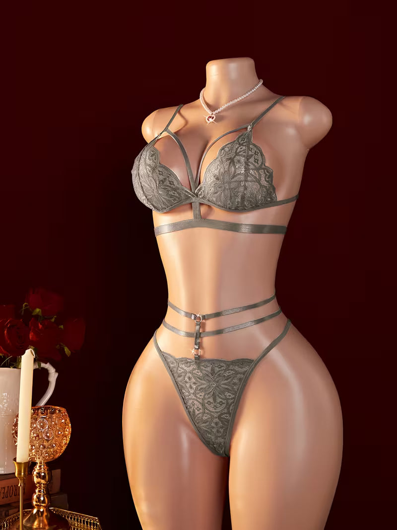 Soft Mesh Bra with Invisible-Look Straps.
