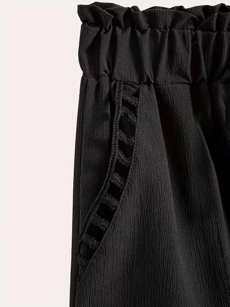 Solid Color Casual Fashion Shorts.