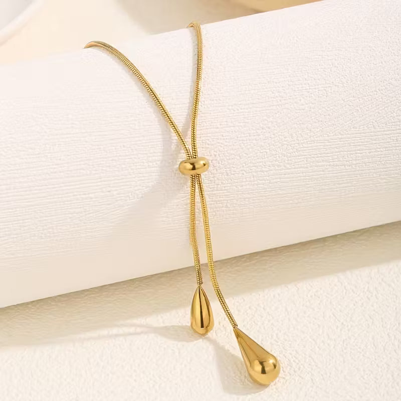 Style Stainless Steel Pendant Pull Chain Necklace.