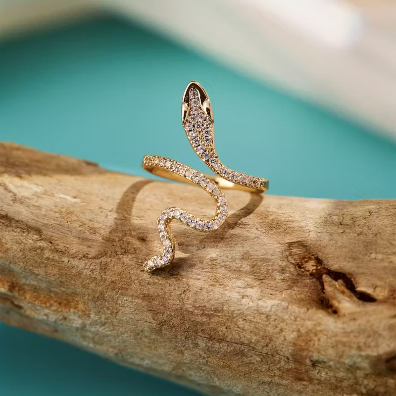 Stylish And Minimalist Snake-Shaped Luxury Rings.