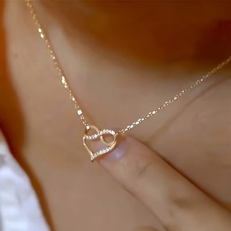Stylish Heart shaped Infinity Pendant Necklace Set.