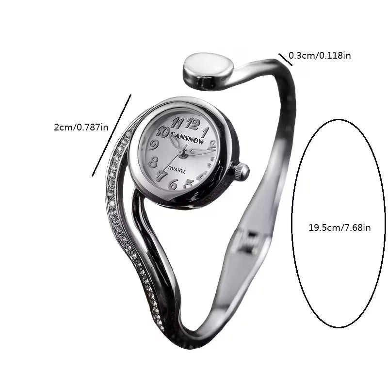 Stylish Metal Chain Wristband Compatible with for apple Watch Ultra.