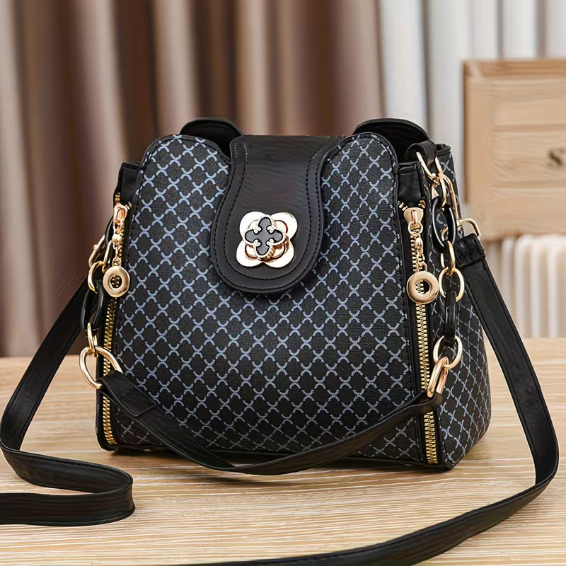 Stylish Tote Bag for Is Trendy And Fashionable.