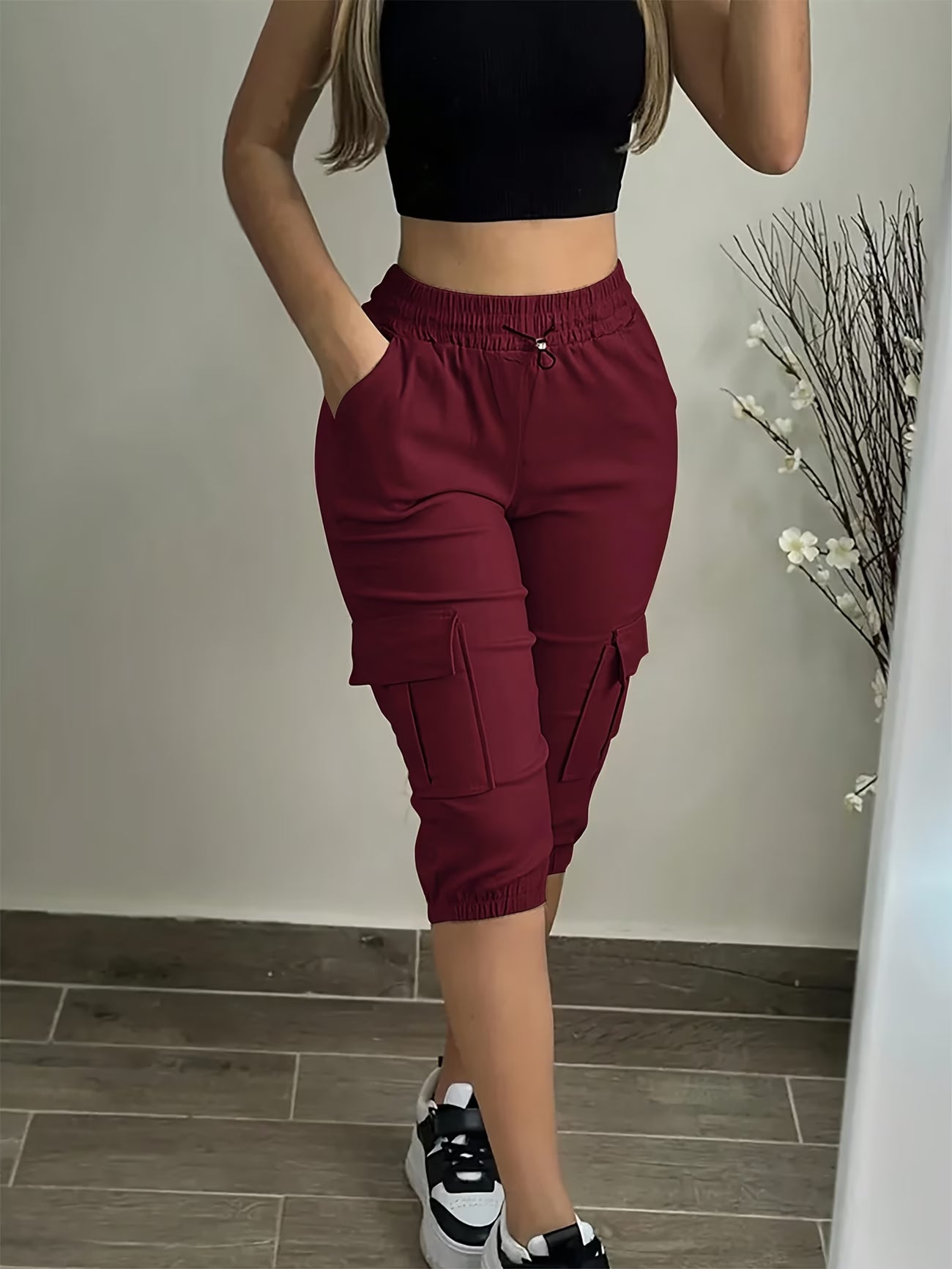 Three-Quarter Cargo Capris.