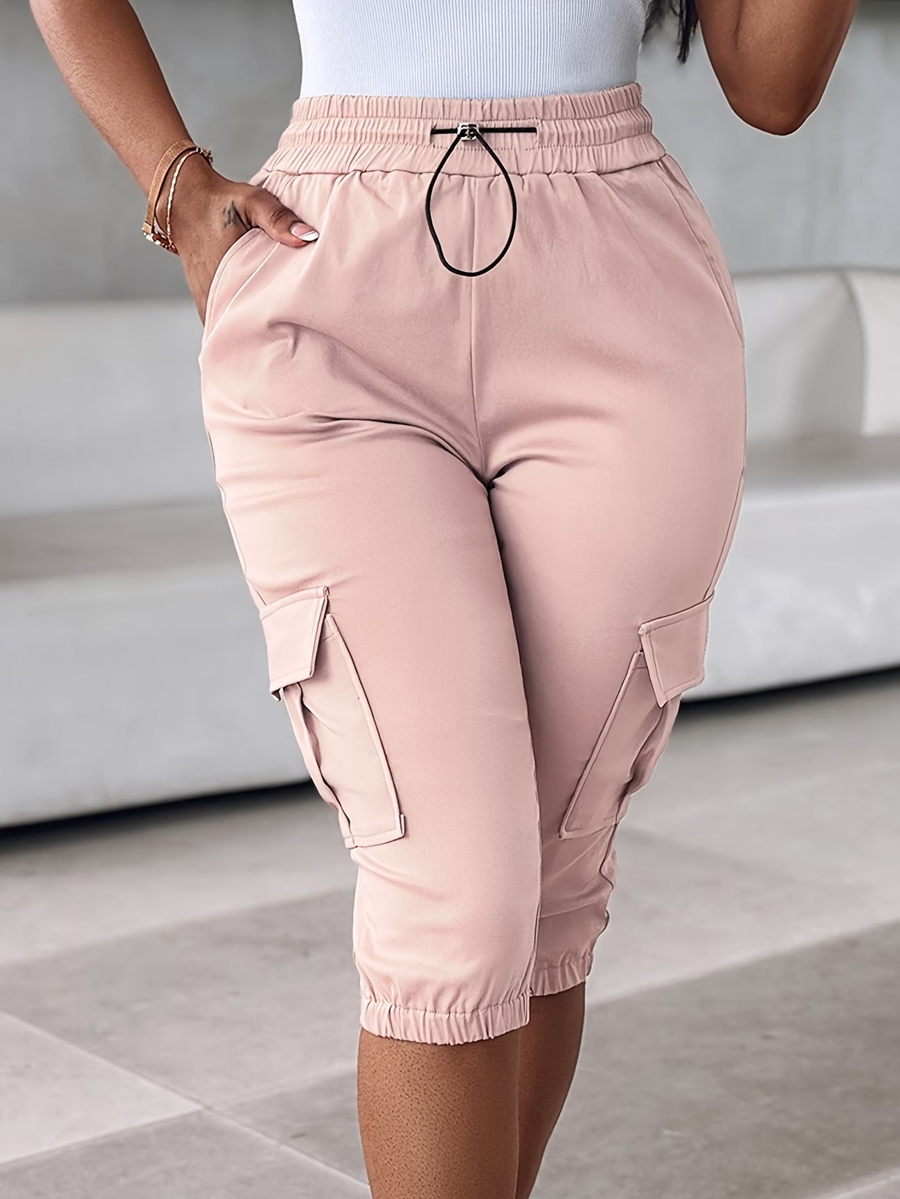Three-Quarter Cargo Capris.