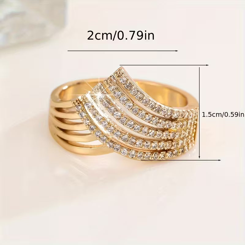 Trendy And Fashionable with a Sense of Light Luxury Ring.