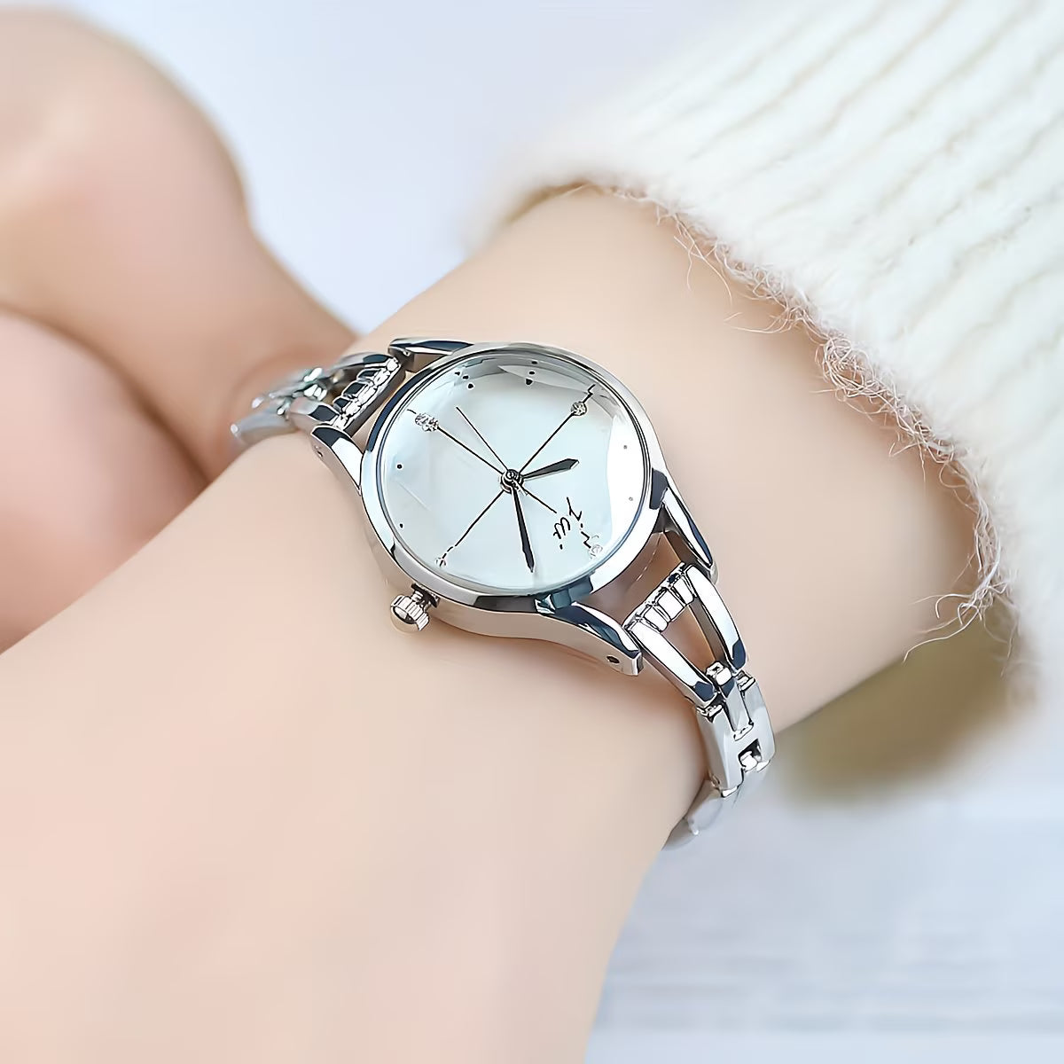 Two-Tone Women’s Watch – Golden & Silvery Stainless Steel Bracelet.
