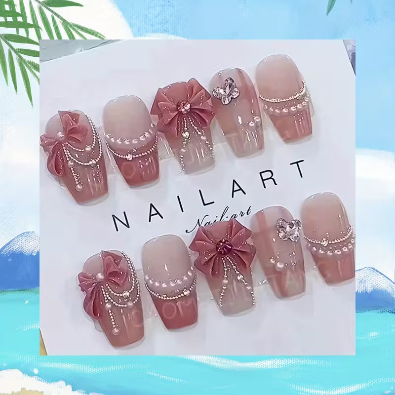 Wealthy Princess Gradient Nails.