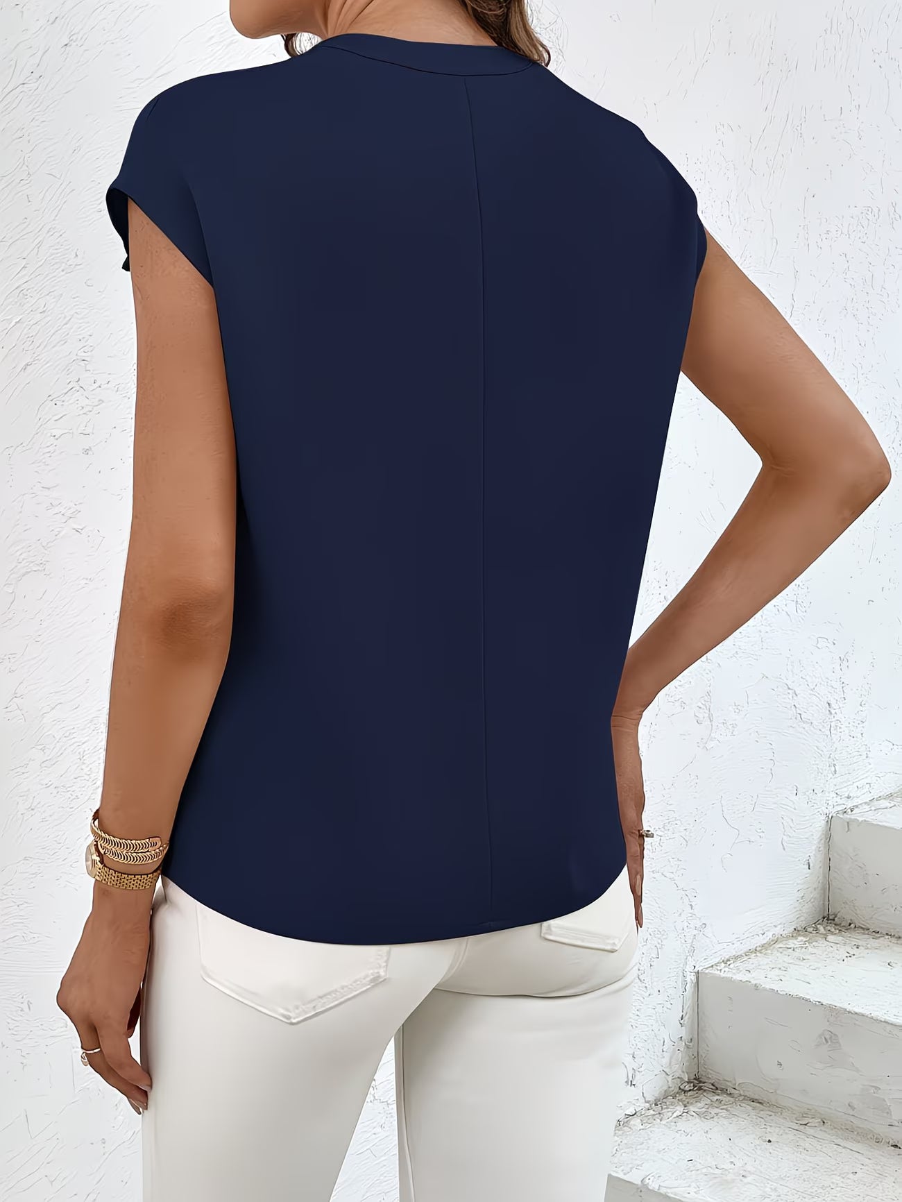 Women’s Woven Utility Short-Sleeve Shirt.