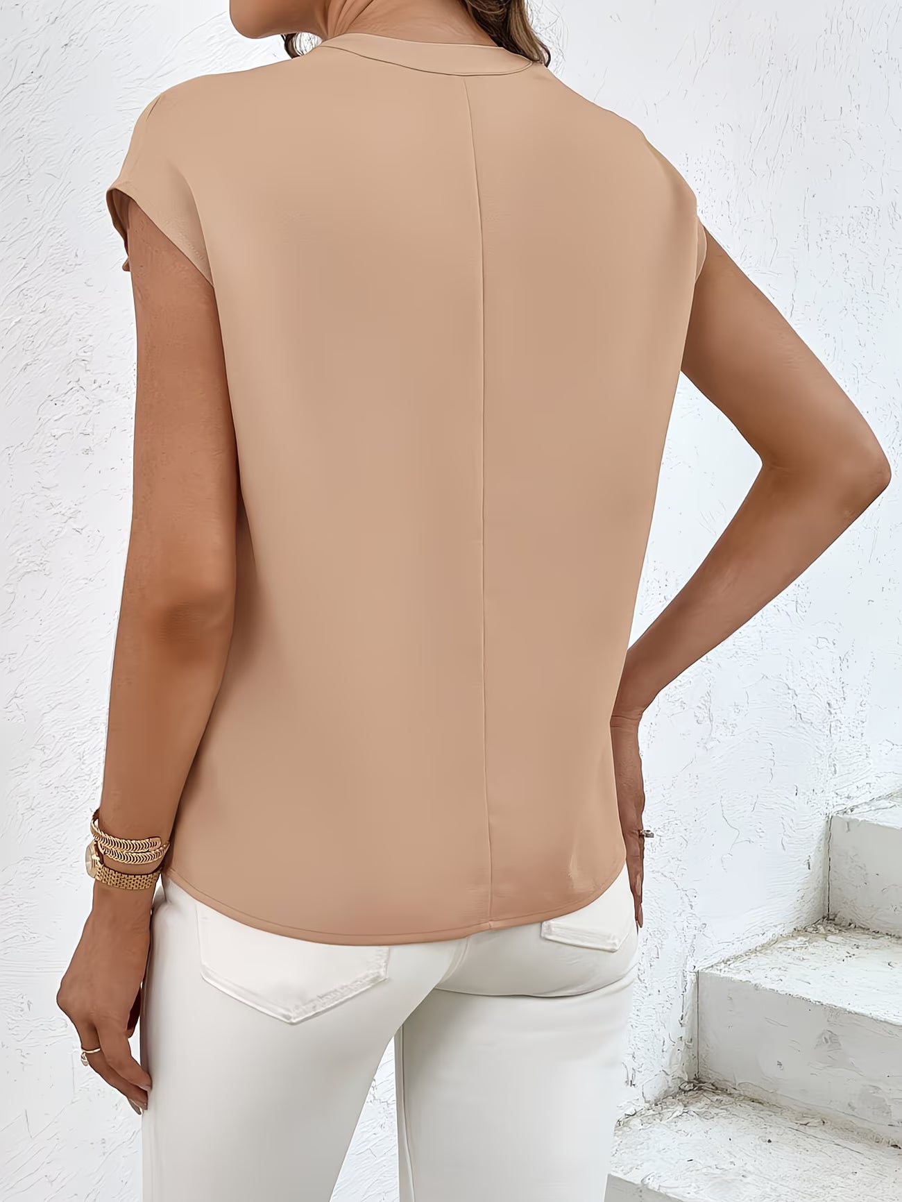 Women’s Woven Utility Short-Sleeve Shirt.