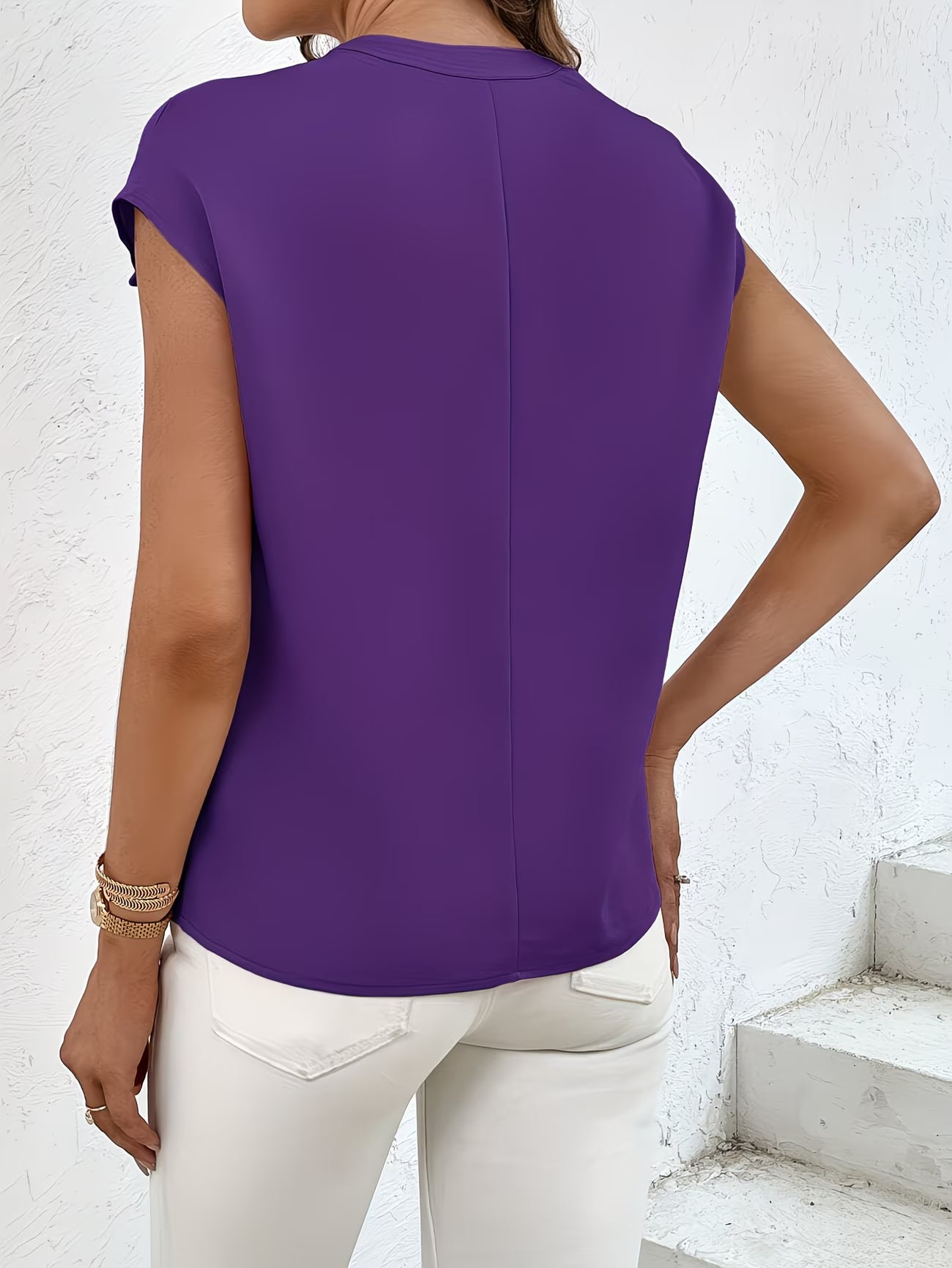 Women’s Woven Utility Short-Sleeve Shirt.