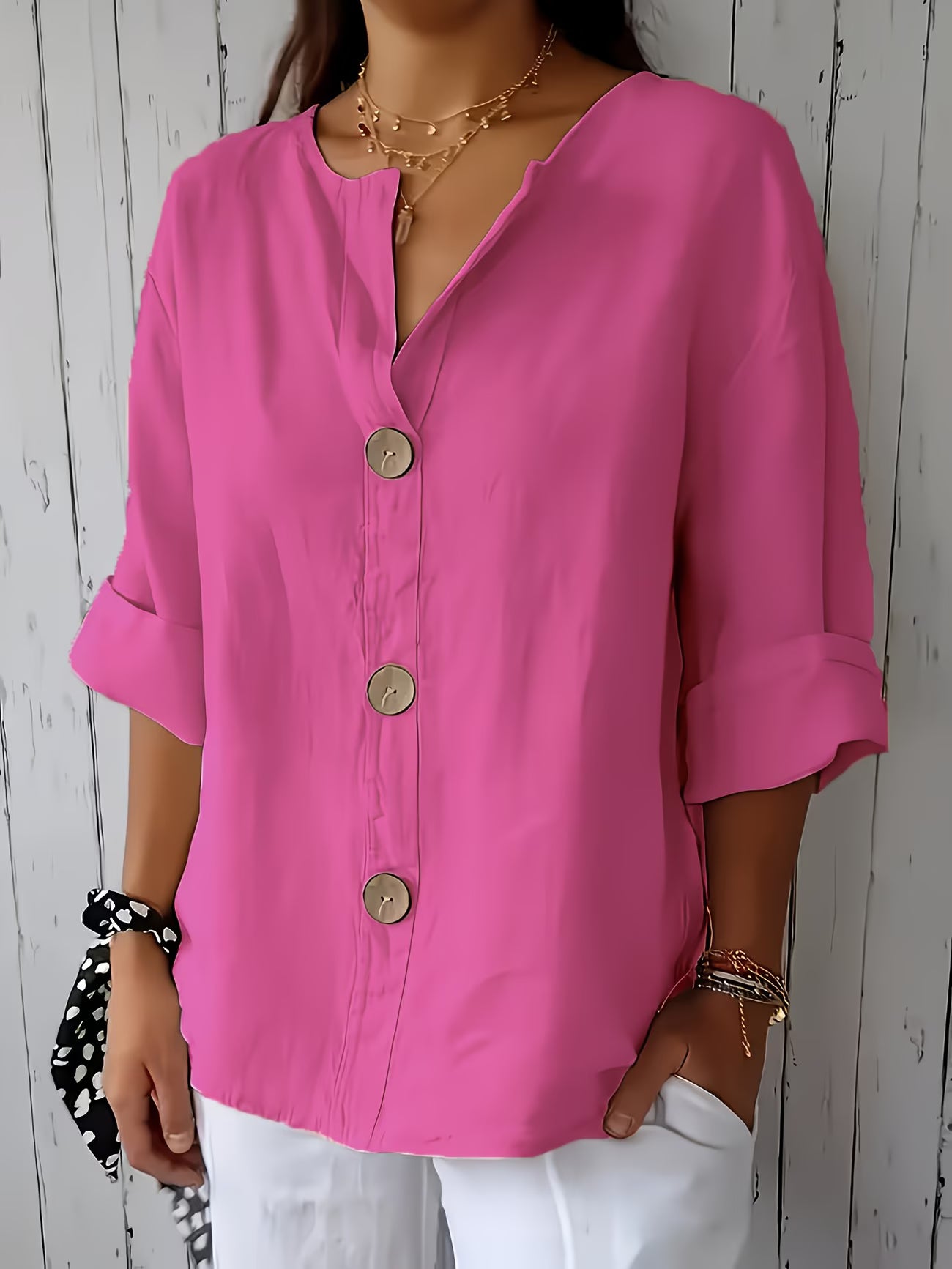 Women’s Elegant Button-Detail Vacation Shirt.