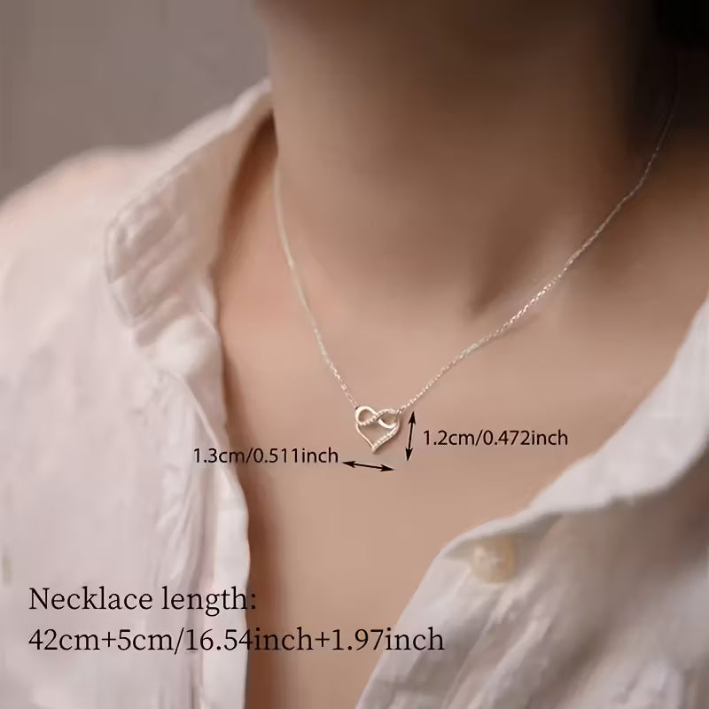 Stylish Heart shaped Infinity Pendant Necklace Set.