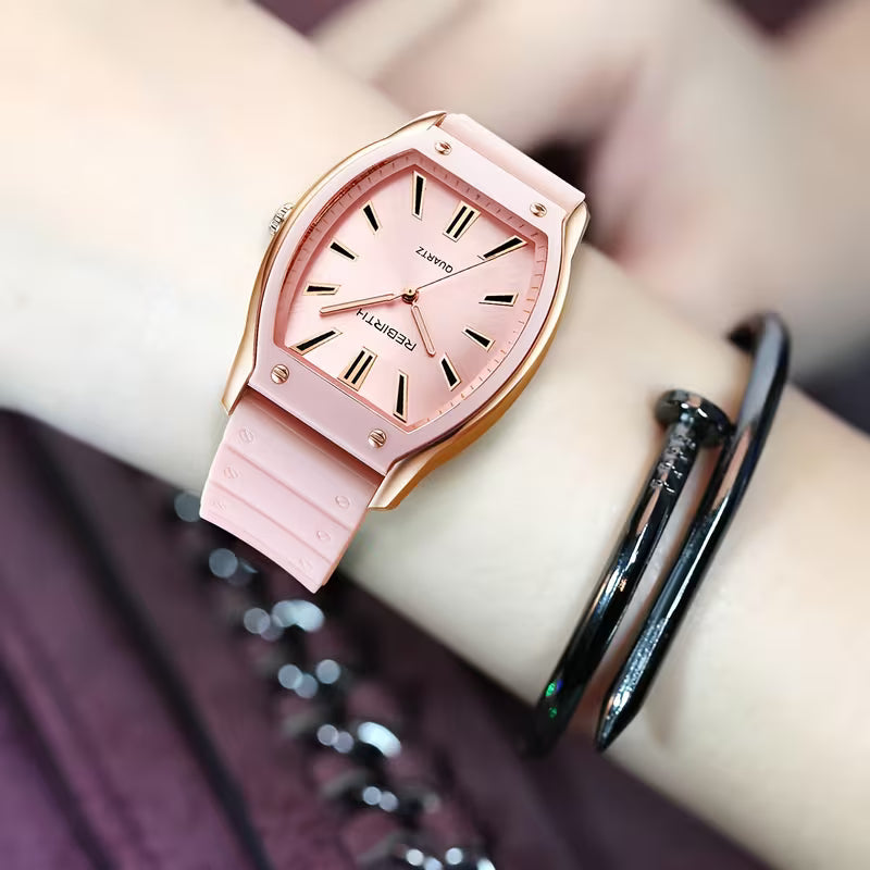 Barrel-Shaped Silicone Strap Quartz Watch.