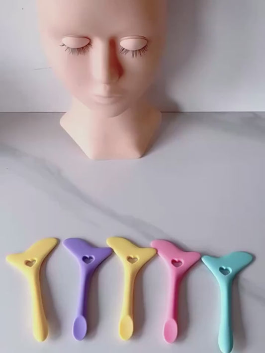 Silicone Eyeliner Stencil.